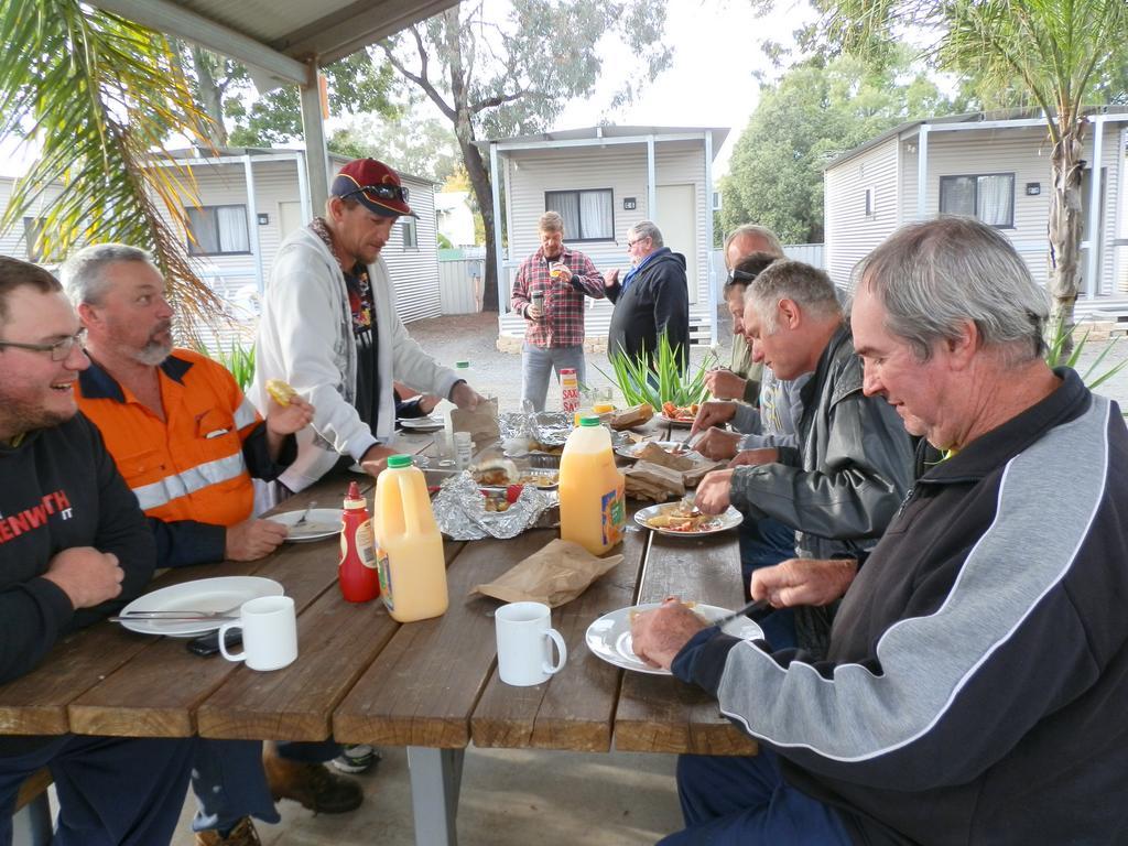 Narrabri Motel And Caravan Park Eksteriør billede