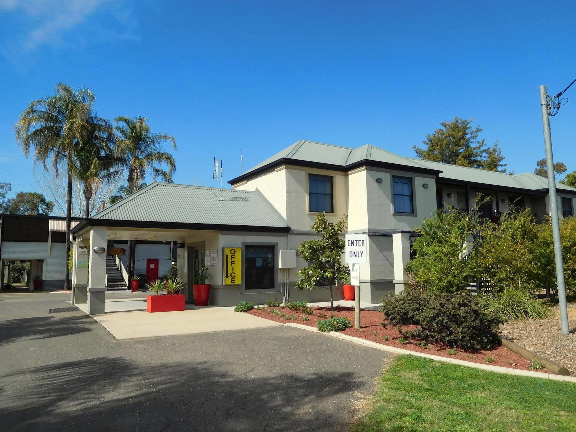 Narrabri Motel And Caravan Park Eksteriør billede