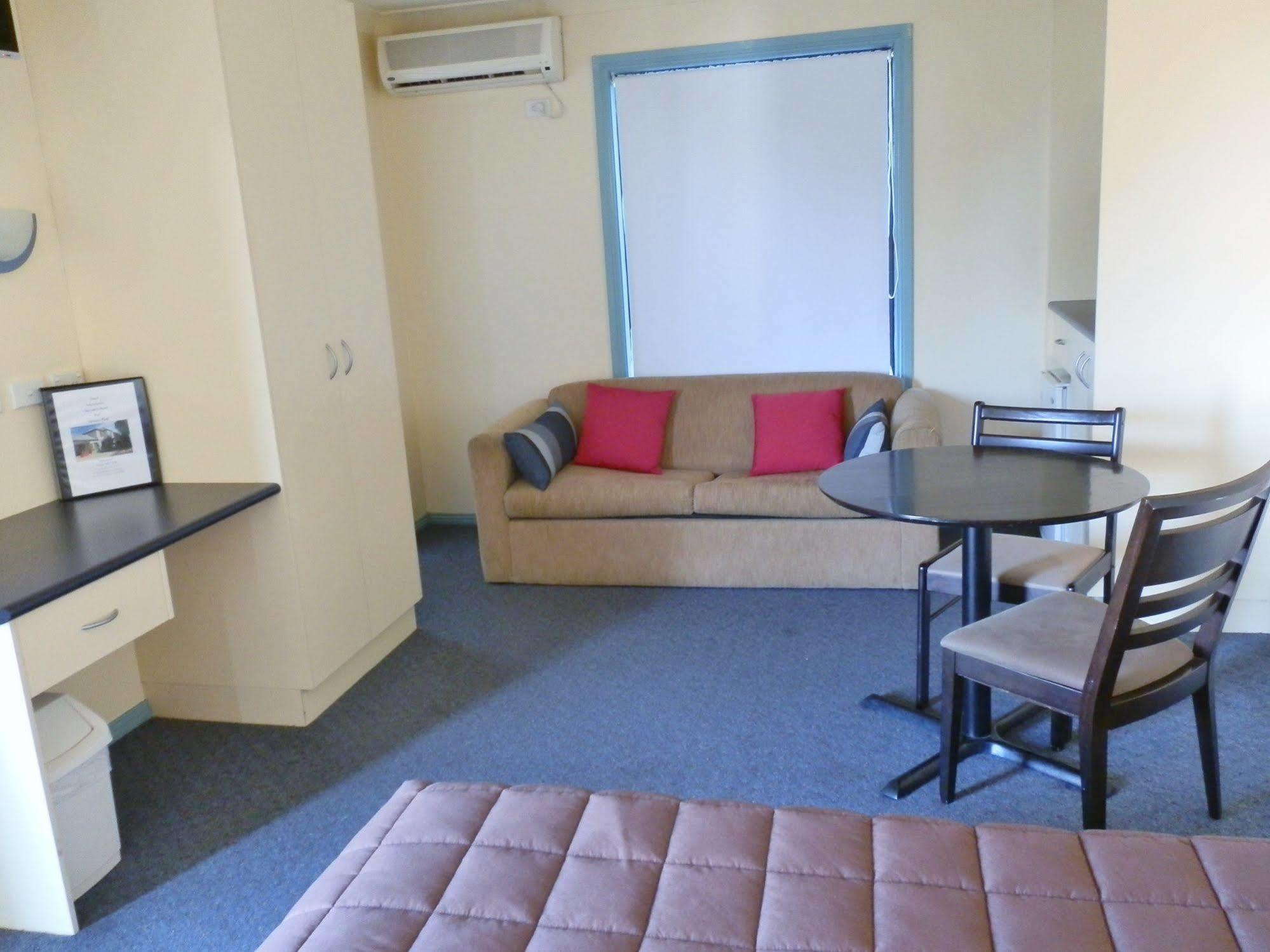 Narrabri Motel And Caravan Park Eksteriør billede