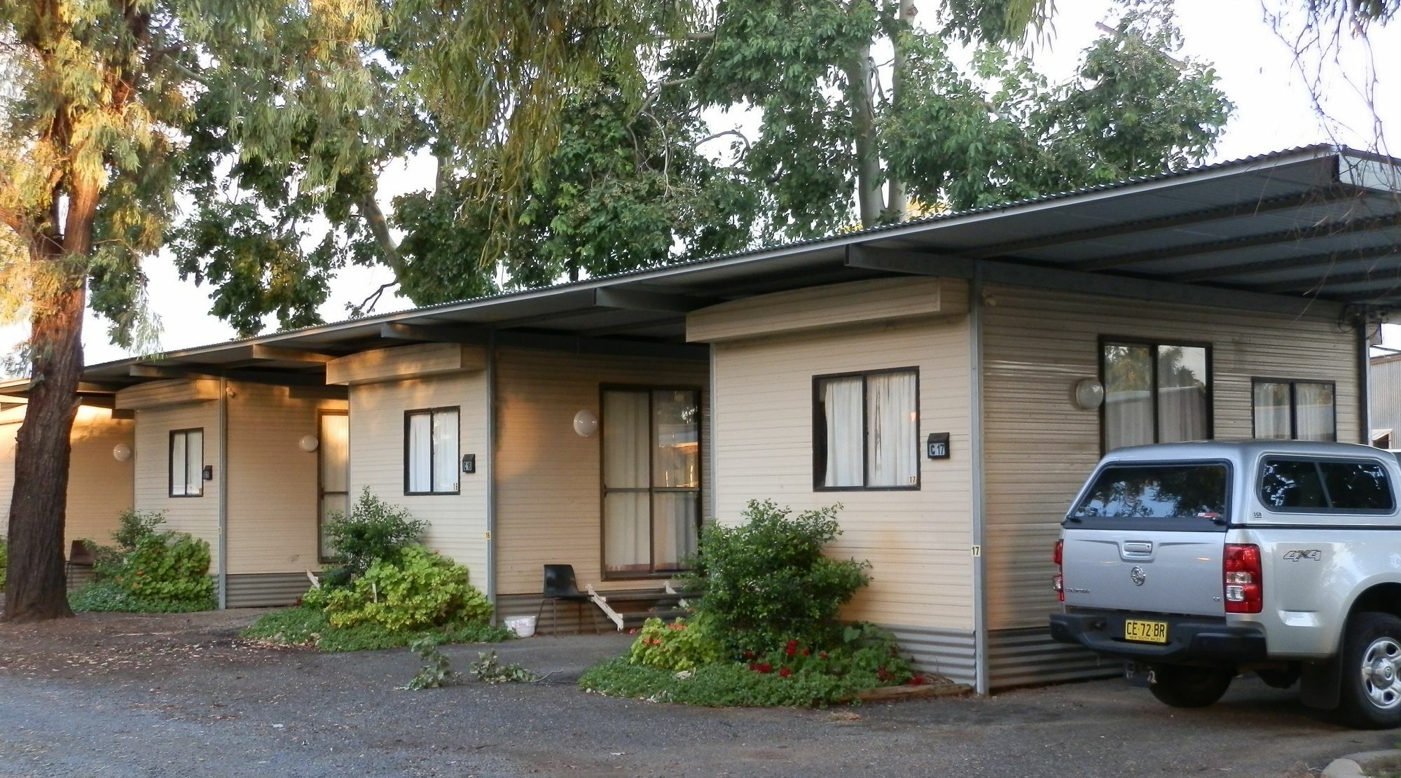 Narrabri Motel And Caravan Park Eksteriør billede